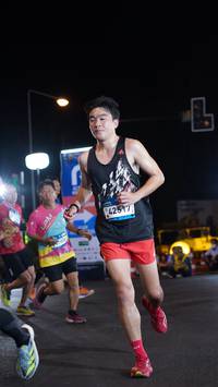 BIB: 1900, 42517
                            <button type="button" onclick="openModal(23042293)" class="btn btn-primary btn-sm float-right btn-popup" data-toggle="modal" data-target=".modal-high-quality">
                        <i class="fas fa-shopping-cart"></i> Add to Cart
                    </button>
                                            <button type="button" onclick="isThisMe(23042293, true)" class="btn btn-success btn-sm float-right btn-popup btn-isme hidden" data-toggle="tooltip" data-placement="bottom" title="นี่คือรูปของคุณใช่ไหม คลิกที่นี่เพื่อเอาเข้าอัลบั้ม">
                        <i class="fas fa-plus"></i> Add to album
                    </button>
                    <button type="button" onclick="isThisMe(23042293, false)" class="btn btn-warning btn-sm float-right btn-popup btn-isnotme hidden">
                        <i class="fas fa-ban"></i> Remove from album
                    </button>